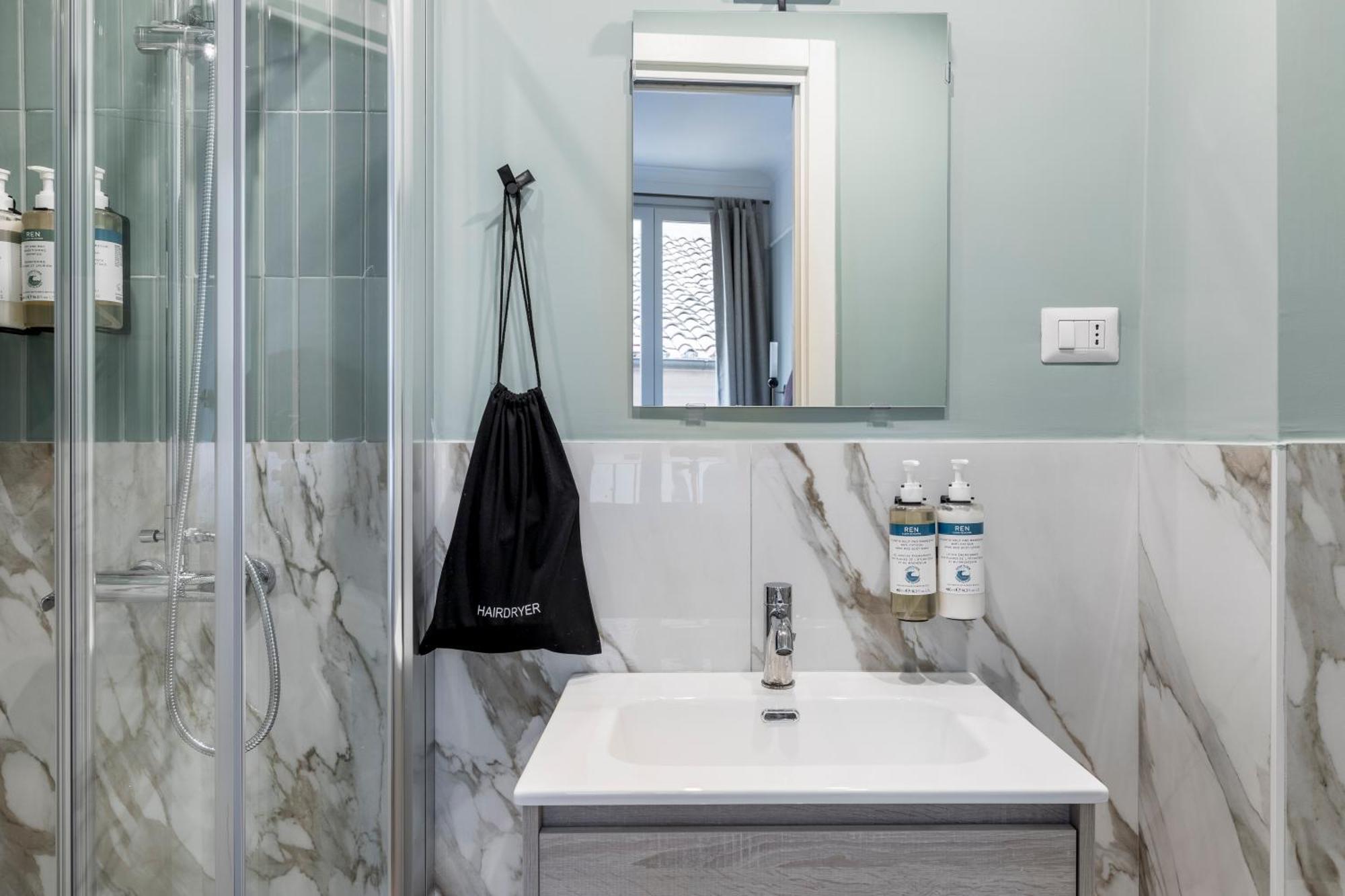 Hotel Numa Portico 4*